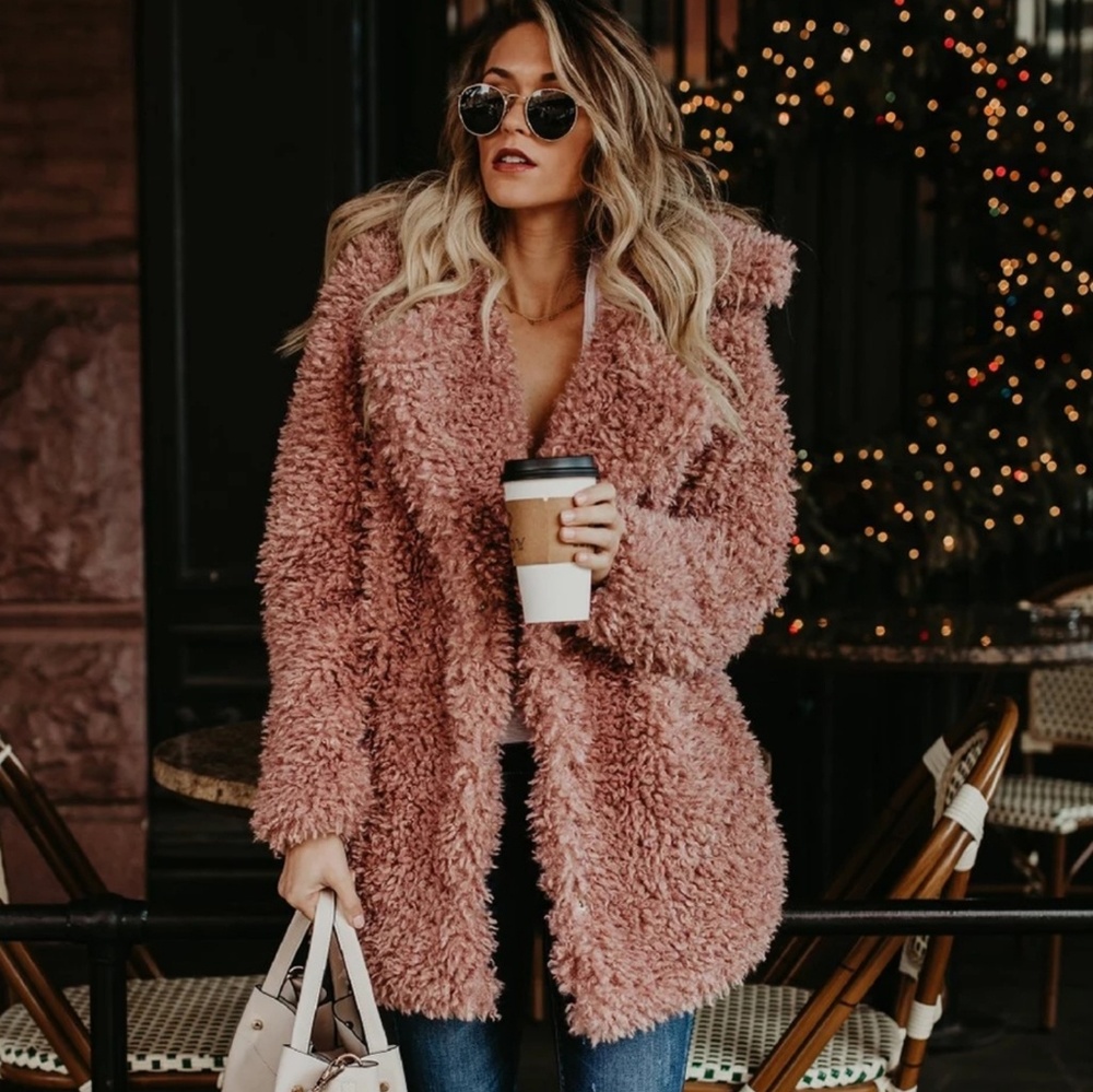Coming Soon! Chica Faux Fur Coat Pink M